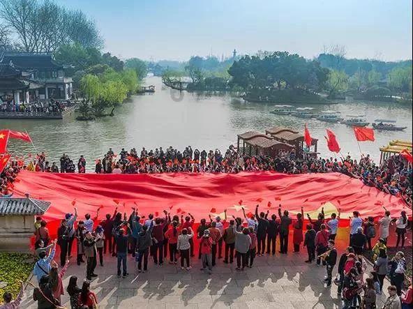 女朋友精通英语，领出去会非常有面子吗？游戏画面